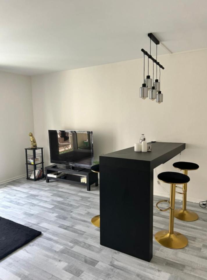 Appartement 85M2 La Defense, Free Parking,Balcony Courbevoie Bagian luar foto